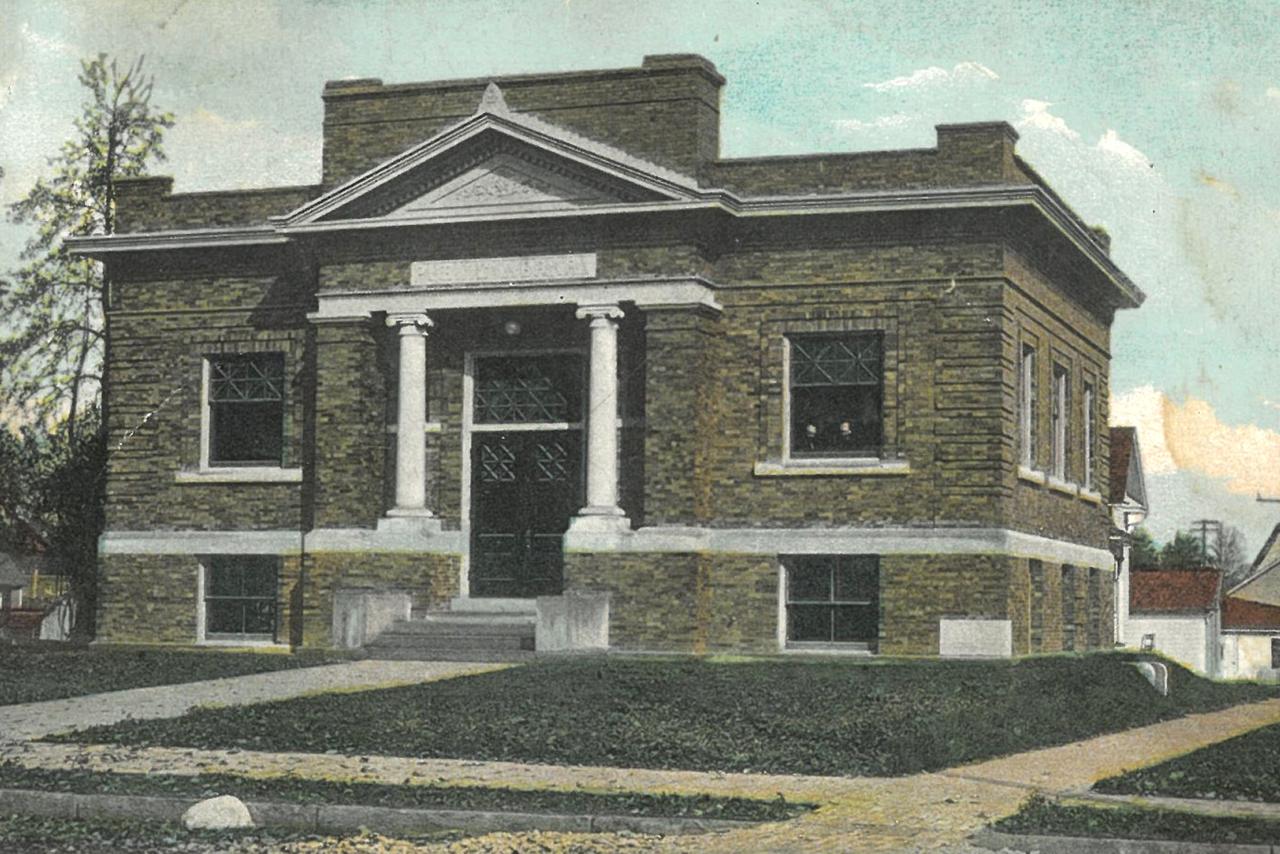 Dorcas Carey Public in 1907.